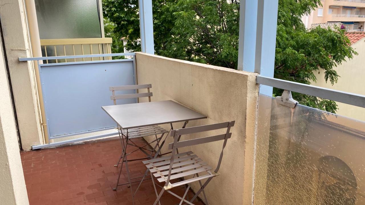 טולון Goeland 3, Climatise, Wifi, Balcons Petite Vue Mer Laterale Au 3 Eme Etage Sans Ascenseur מראה חיצוני תמונה