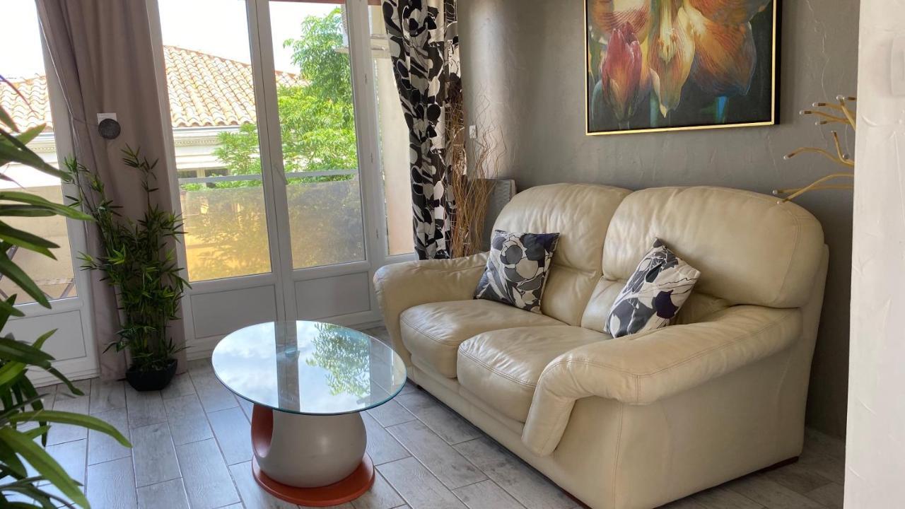 טולון Goeland 3, Climatise, Wifi, Balcons Petite Vue Mer Laterale Au 3 Eme Etage Sans Ascenseur מראה חיצוני תמונה